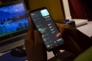 Deezer, Kullanıcılara AI Müziklerini Filtreleme İmkanı Sağlıyor